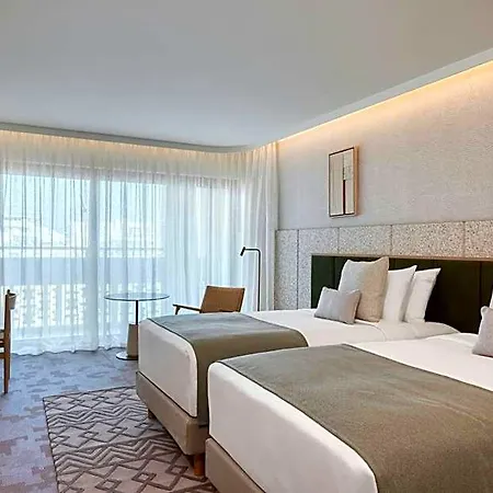 The Landmark Nicosia, Autograph Collection